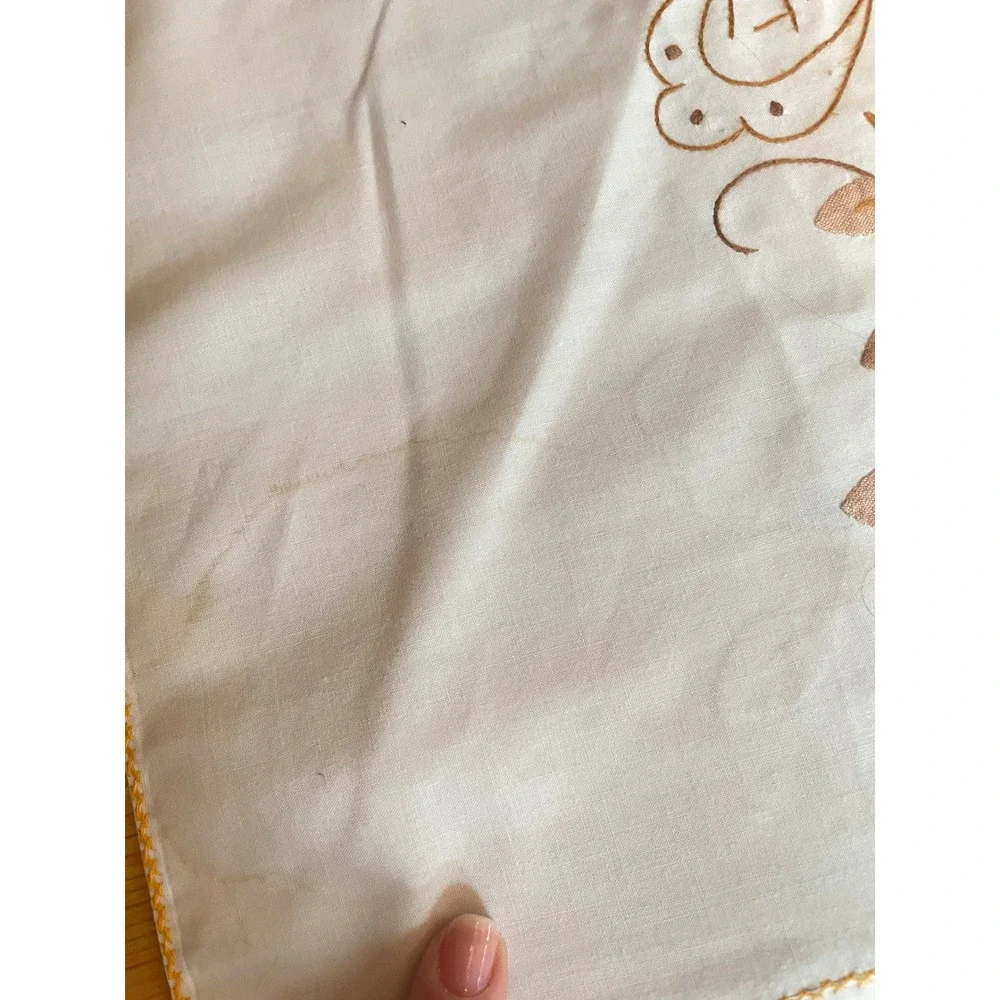 Vintage Hand Embroidered Floral‎ Applique Tablecloth White Yellow Orange 99x65